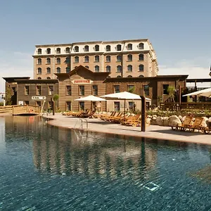 Portaventura Gold River: Theme Park Access Included מלון