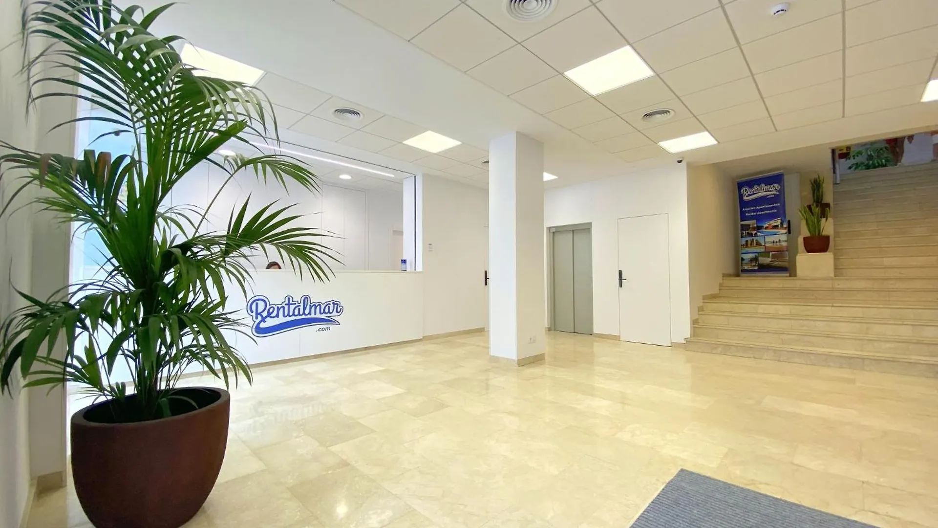 Rentalmar Blue Beach Apartments & Pool Salou