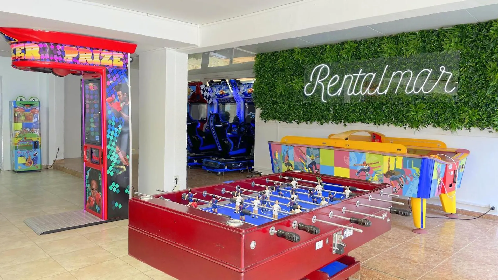 Rentalmar Blue Beach Apartments & Pool Salou Spanien