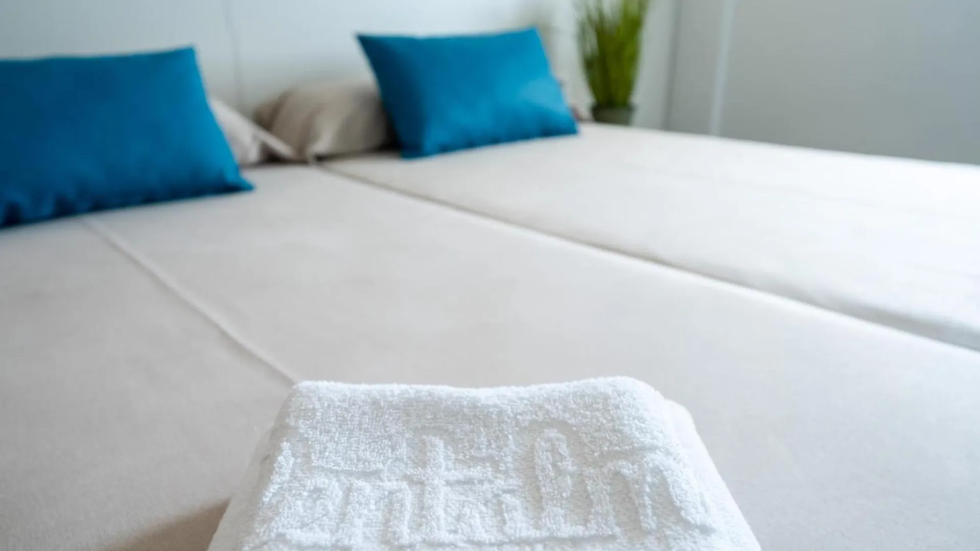 Rentalmar Blue Beach Apartments & Pool Salou