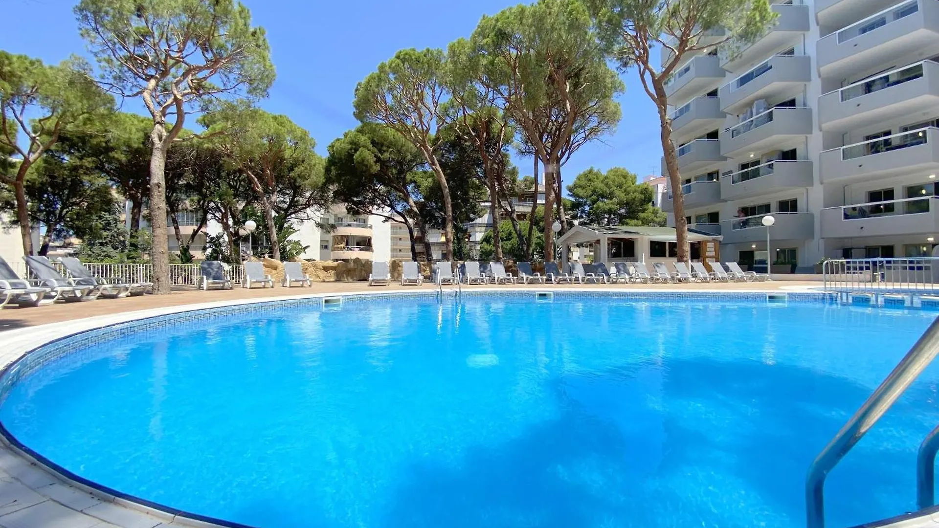 Rentalmar Blue Beach Apartments & Pool Salou